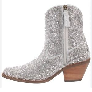 Dingo Rhinestone Cowgirl Silver boots size 10